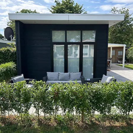 シャレー Luxus Time Out De Veerstal